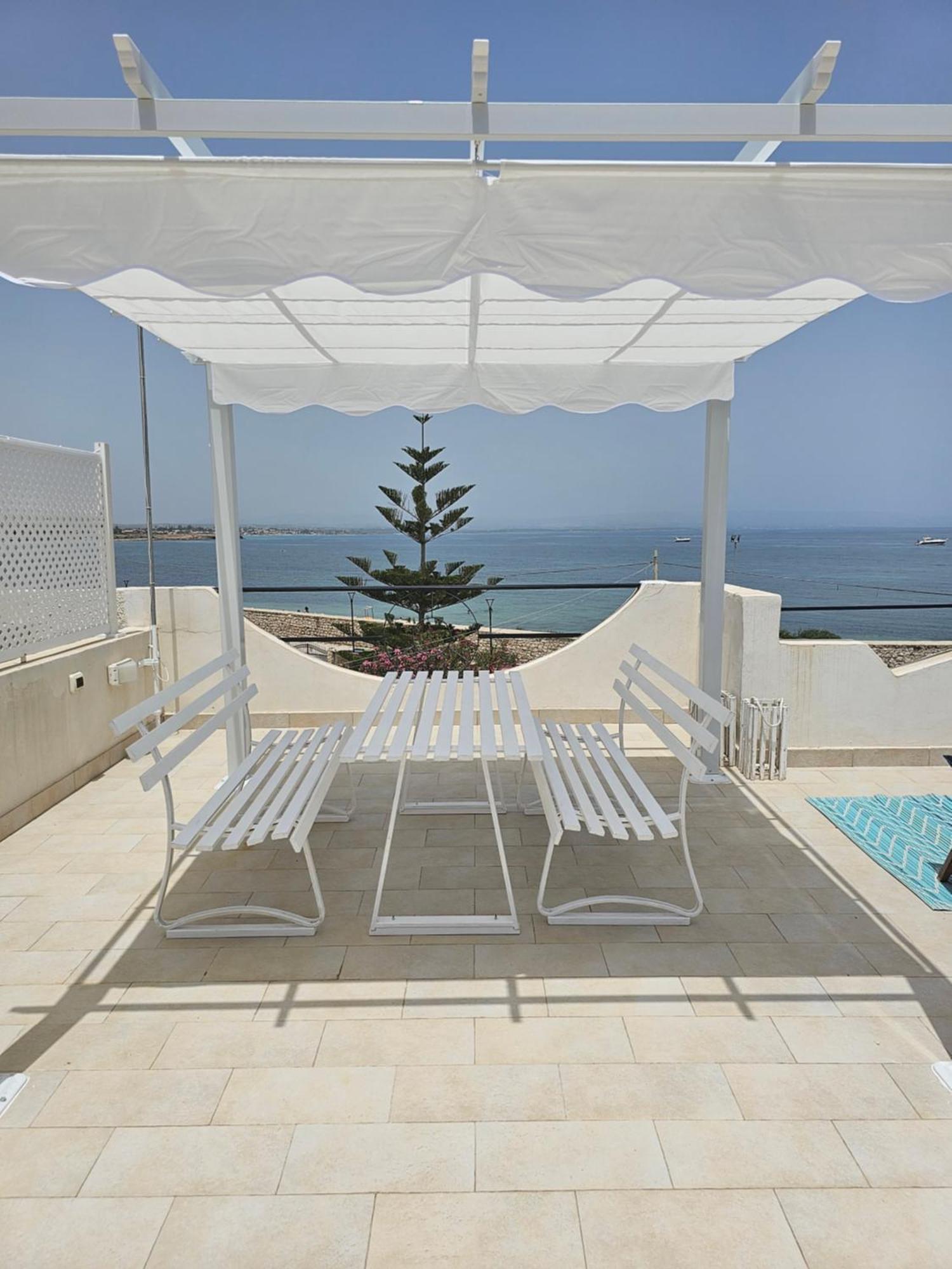 Seahorse In Marzamemi, Una Terrazza Sul Mare Apartment Exterior photo